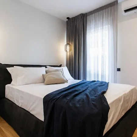 2 Level Beachfront Luxury By The Olon Athens