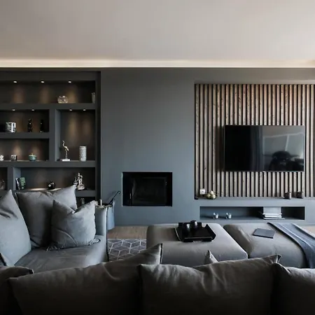 2 Level Beachfront Luxury By The Olon *