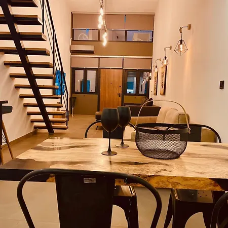 Διαμέρισμα Loft -nomad Friendly # Superhost Hub# *
