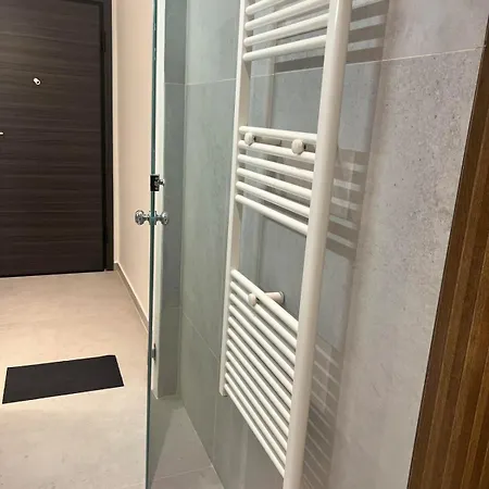 Stylish & Cozy 1 Bedroom In Lycabetus