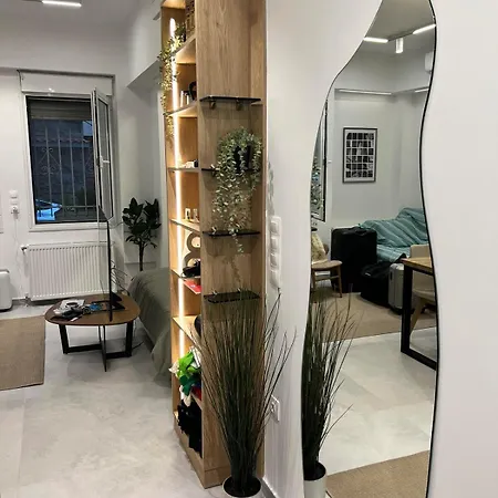 Stylish & Cozy 1 Bedroom In Lycabetus Athens