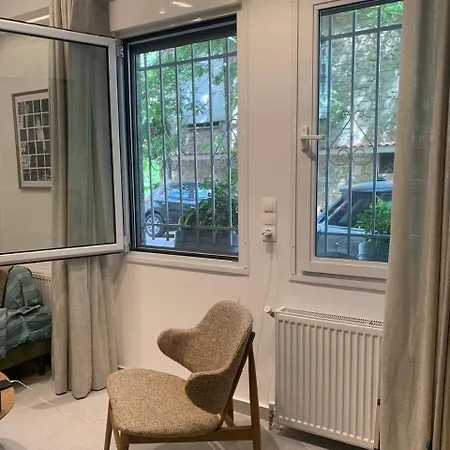 Stylish & Cozy 1 Bedroom In Lycabetus