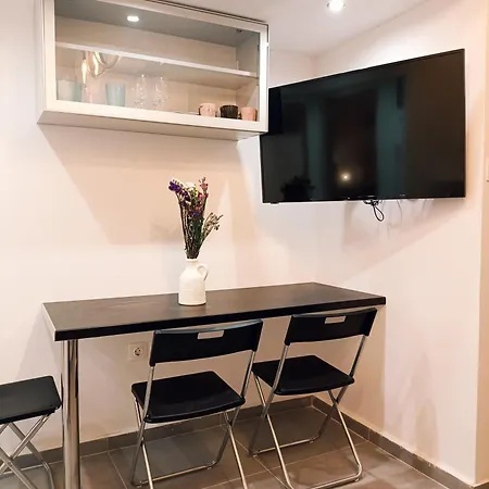 Apartment Dream Vacation In Close To Monastiraki - Thiseio *