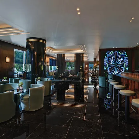 Hotel Divani Caravel