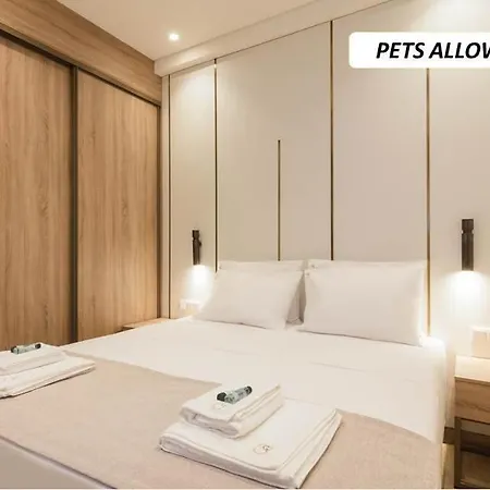 Socrates Fully Equipped With Unique Design Apartmán