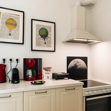 Ideal Escape For 2 Apartment