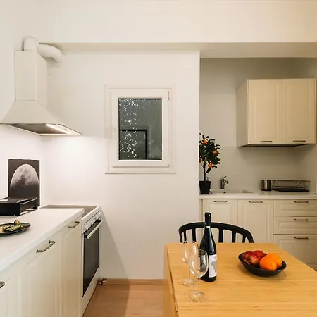 Apartment Ideal Escape For 2 *
