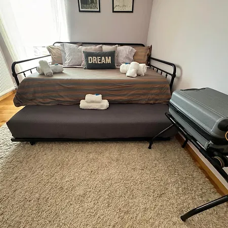 Welcome To Elena's Suite!