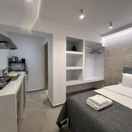 Lejlighed Elegant Near Megaro Metro *