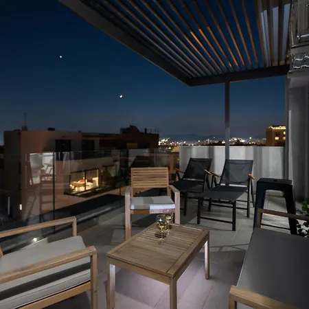 Urban Penthouse With Large Terrace *