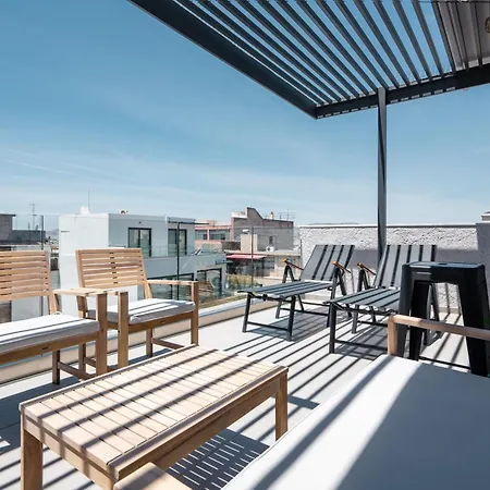 Urban Penthouse With Large Terrace *
