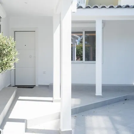 Modern 2bdr On Riviera Villa *
