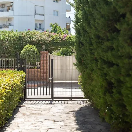 Villa Modern 2bdr On Riviera