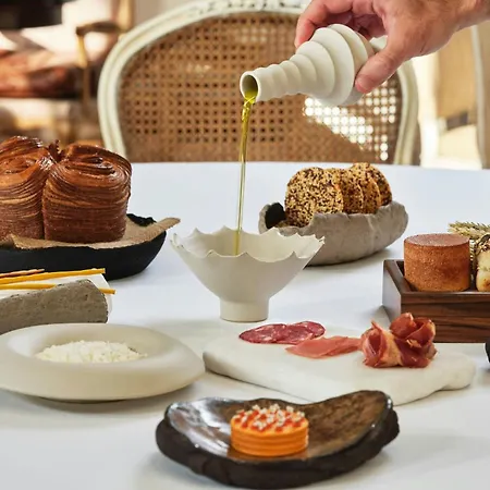King George, A Luxury Collection Hotel, Hotel