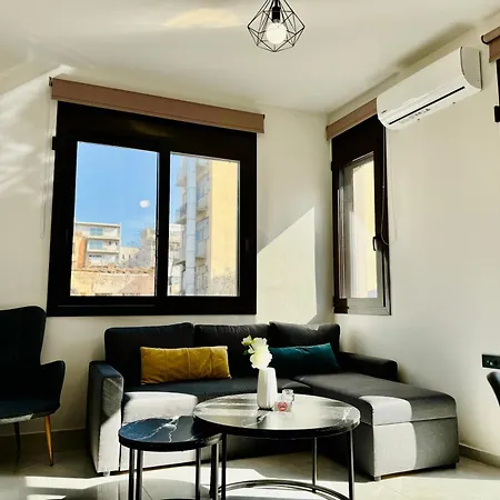 Spacious Near Akropolis By Kozy Koala Apartment *