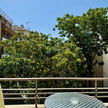 Spacious Near Akropolis By Kozy Koala Apartment Athens