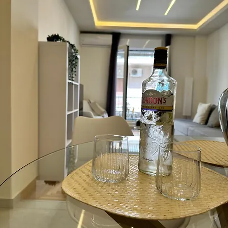 Kypseli Contemporary Comfort For 6 *