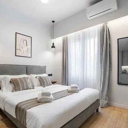 Avia Deluxe - Modern Escape Apartament Ateny