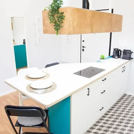 Apartment Fully Renovated, Modern Beauty In Athens!
