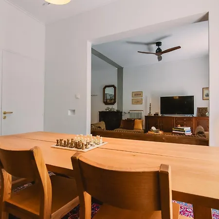 Spacious In Lycabettus Hill