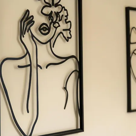 Elysee 3 Apartment