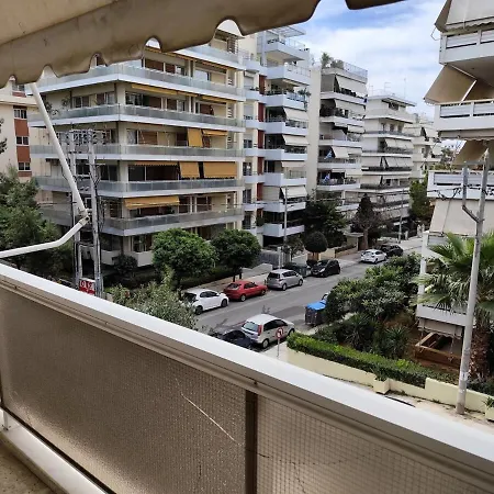Apartment Family Flat For 4 Next To The Flisvos Marina