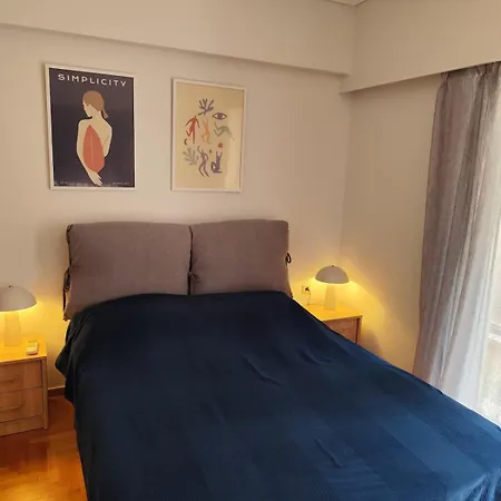 Family Flat For 4 Next To The Flisvos Marina * Athens