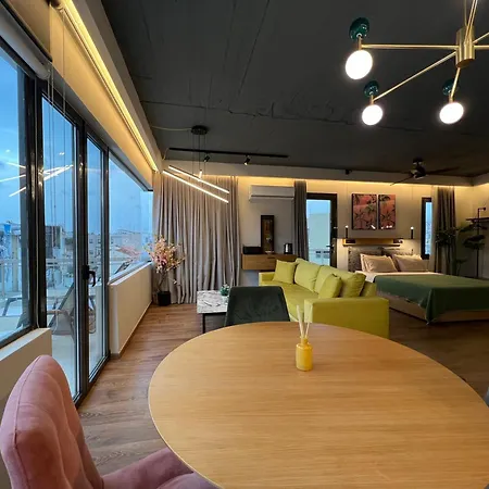 Eos Luxury Loft By Edrano 8essentially *