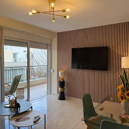 Acropolis Calm Escape-central 2 Min From The Metro Athens