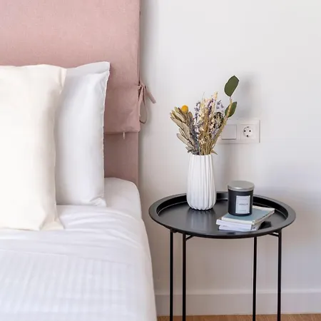 Monastiraki Living Flats By Upstreet Apartment