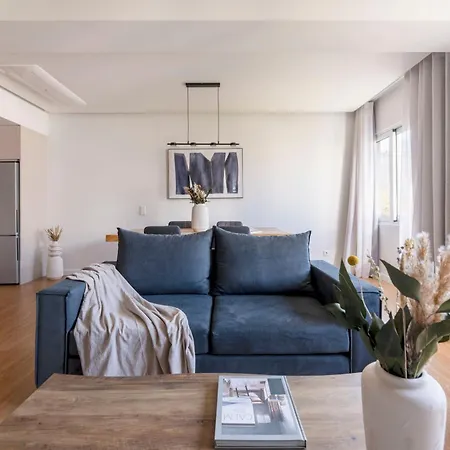 Monastiraki Living Flats By Upstreet