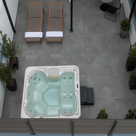 Vision Gazi Apartment *