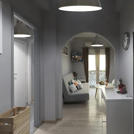 Comfortable Opposite Acropolis *