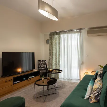 Tropicana Apartment