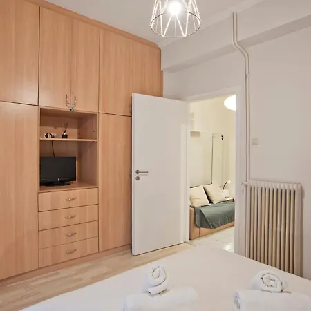 Apartment Cozy At Kallithea Athens