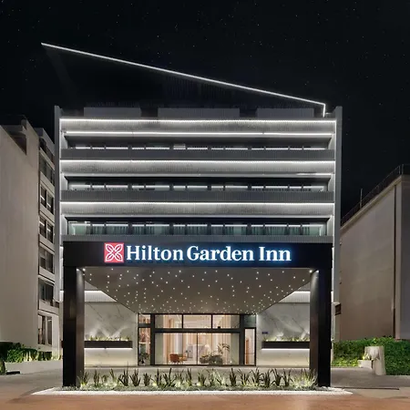 Hilton Garden Syggrou Avenue 호텔