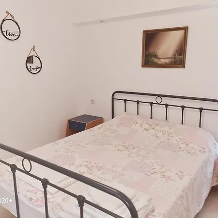 Apartment Nea Smirni *