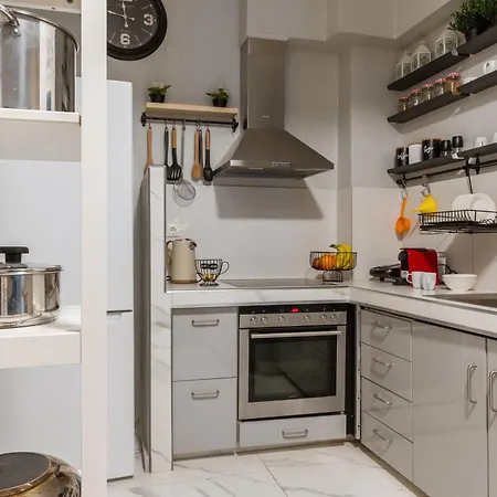 Apartamento The Omonoia Modern, 3bd Atenas