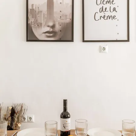 The Omonoia Modern, 3bd Apartamento Atenas