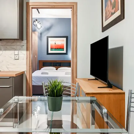 Spacious For 4 Ppl Apartamento