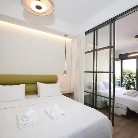 Emily In - Chic Flat With Terrace Syntagma E1 Apartment