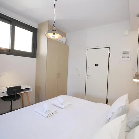Apartment Emily In - Chic Flat With Terrace Syntagma E1 Athens