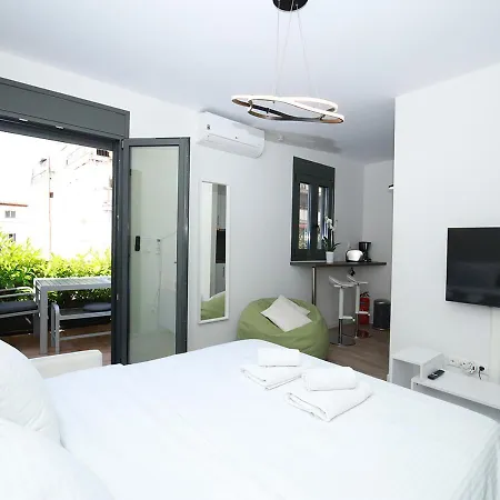 Apartment Emily In - Chic Flat With Terrace Syntagma E1 Athens
