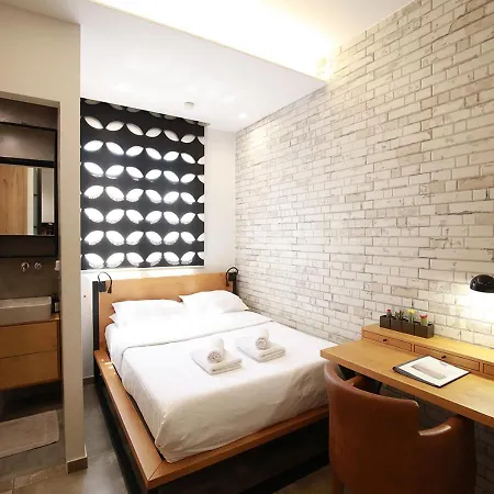 Emily In - Design Awarded Flat Syntagma E3 Αθήνα