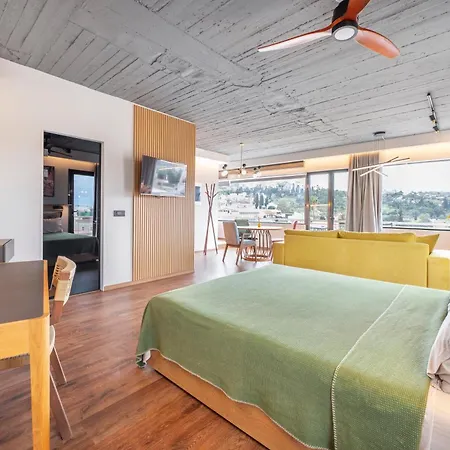 Eos Luxury Loft By Edrano 8essentially Apartment