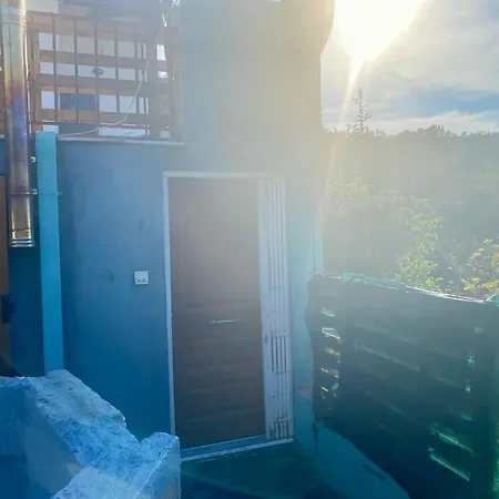Holiday home 20 Mins From Centre, Rural House *