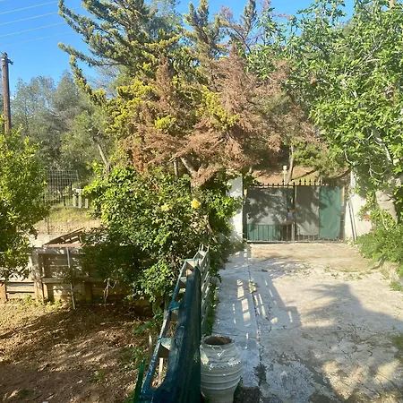 20 Mins From Centre, Rural House Holiday home Athens