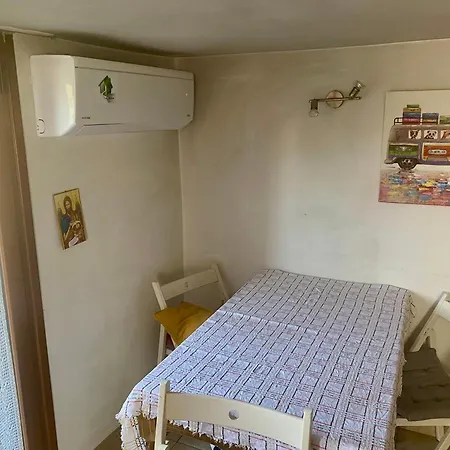 20 Mins From Centre, Rural House Athens