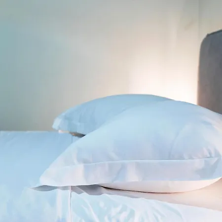 Aris123 By Smart Cozy Suites: 3* Athens