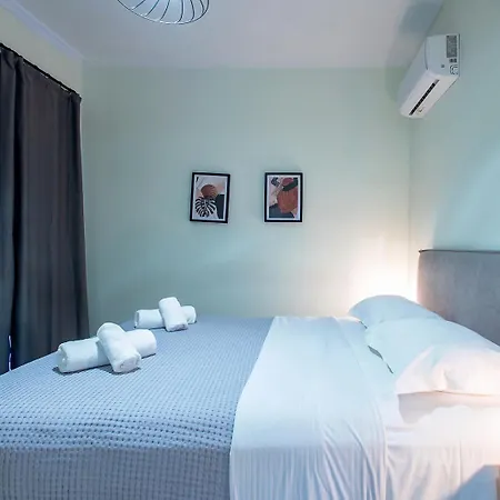 Aris123 By Smart Cozy Suites: Aparthotel 3*